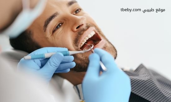 طبيب أسنان لعلاج ألم الأسنان